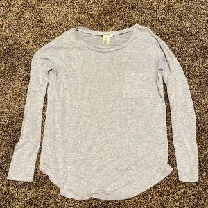 Women’s long sleeve shirt, size xs